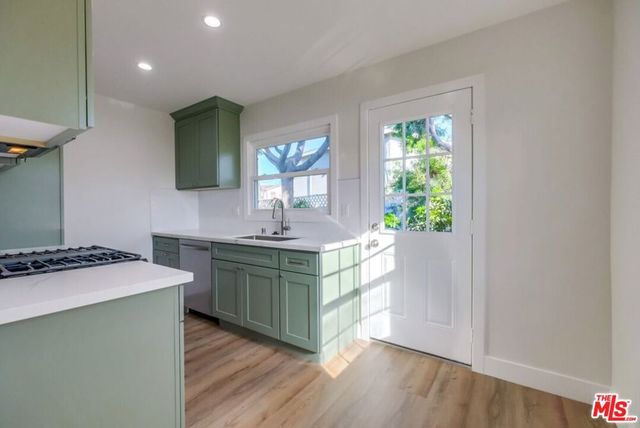 8358 Kittyhawk Avenue, Los Angeles, CA 90045