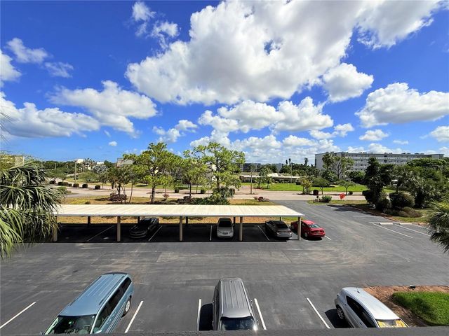 4460 IRONWOOD CIRCLE 304A, Bradenton, FL 34209