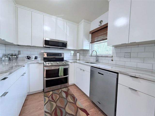 4460 IRONWOOD CIRCLE 304A, Bradenton, FL 34209