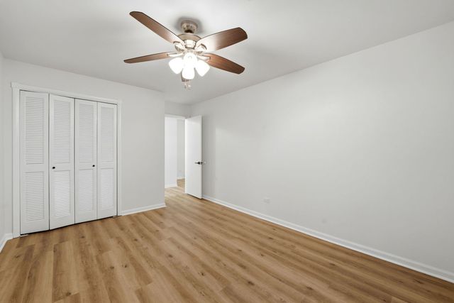 850 E Old Willow Road 108, Prospect Heights, IL 60070