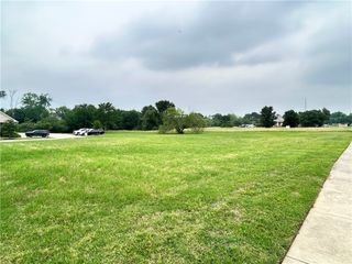 4013 Cross Park Drive, Bryan, TX 77802