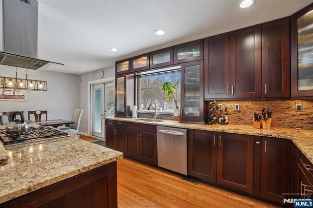 6 Connel Drive, West Orange, NJ 07052