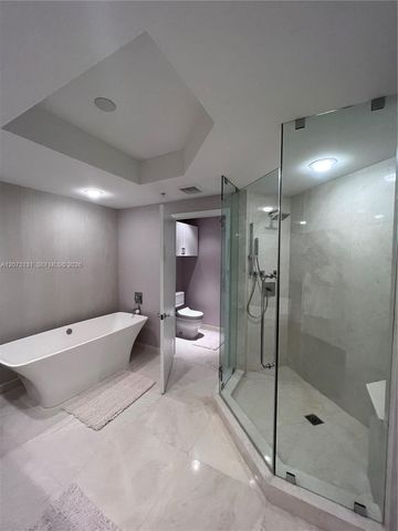 17301 Biscayne Boulevard 1402, North Miami Beach, FL 33160