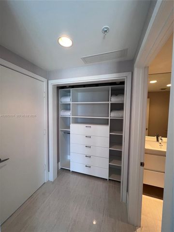 17301 Biscayne Boulevard 1402, North Miami Beach, FL 33160