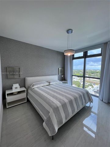 17301 Biscayne Boulevard 1402, North Miami Beach, FL 33160