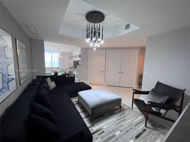 17301 Biscayne Boulevard 1402, North Miami Beach, FL 33160