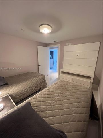 17301 Biscayne Boulevard 1402, North Miami Beach, FL 33160
