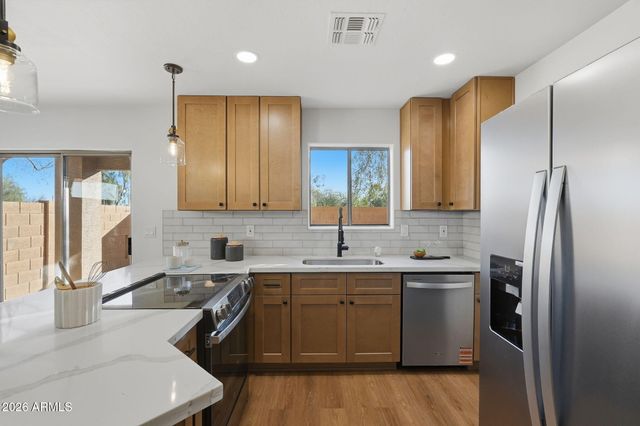 15651 N 29TH Way, Phoenix, AZ 85032