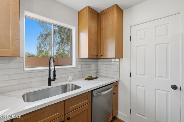 15651 N 29TH Way, Phoenix, AZ 85032