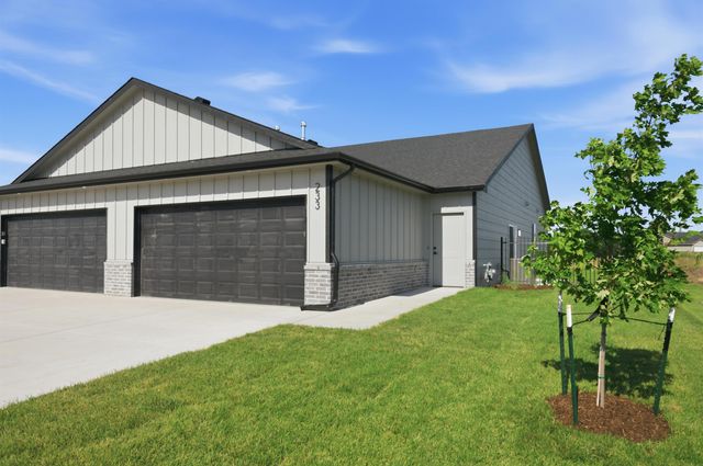 233 N Mendocino ct, Goddard, KS 67052