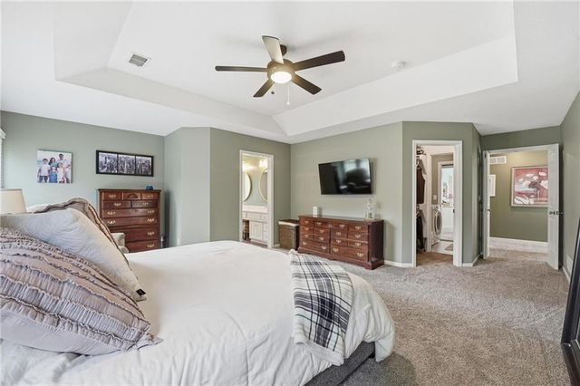 9611 N Ditzler Court, Kansas City, MO 64157