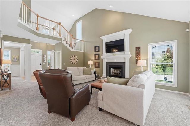 9611 N Ditzler Court, Kansas City, MO 64157