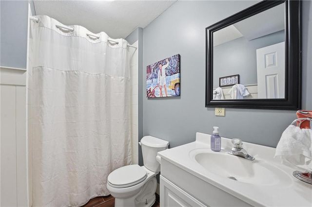 9611 N Ditzler Court, Kansas City, MO 64157
