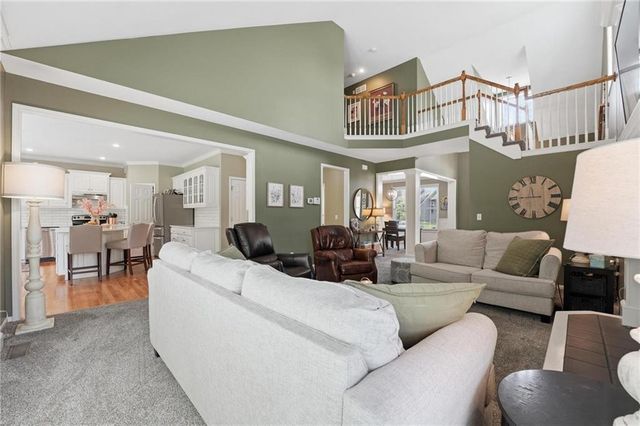 9611 N Ditzler Court, Kansas City, MO 64157
