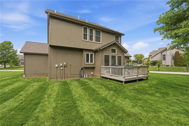 9611 N Ditzler Court, Kansas City, MO 64157