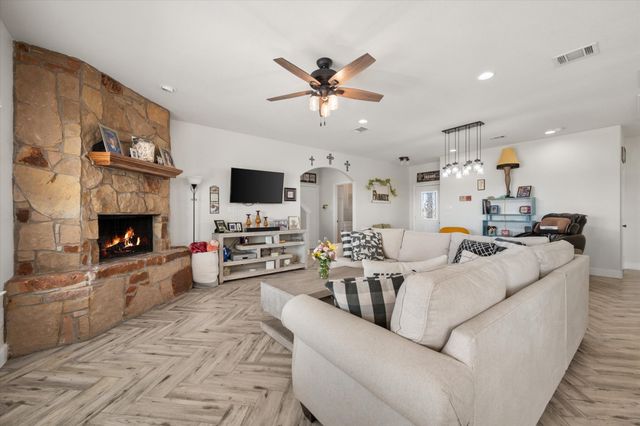 12549 County Road 1002, Godley, TX 76044