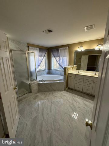 173 AUTUMN WIND CT, Warrenton, VA 20186