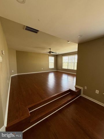 173 AUTUMN WIND CT, Warrenton, VA 20186