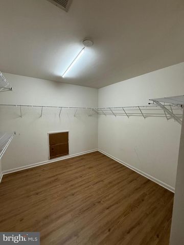 173 AUTUMN WIND CT, Warrenton, VA 20186