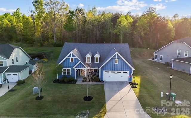 209 Country Lake Drive, Mooresville, NC 28115