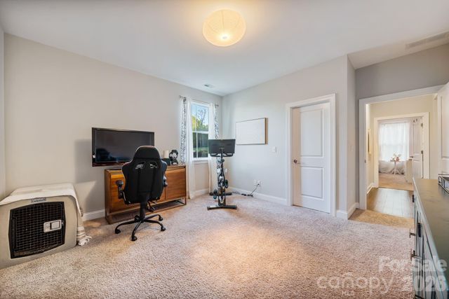 209 Country Lake Drive, Mooresville, NC 28115