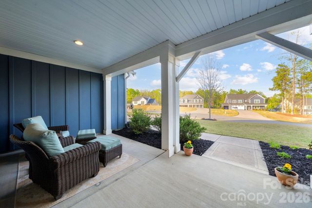 209 Country Lake Drive, Mooresville, NC 28115
