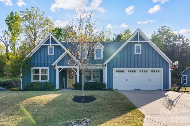 209 Country Lake Drive, Mooresville, NC 28115