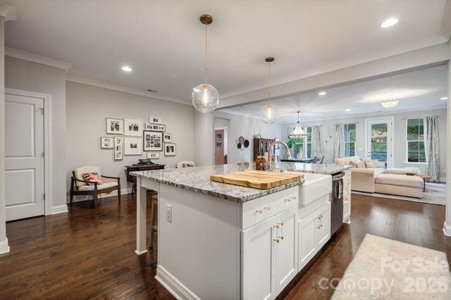 209 Country Lake Drive, Mooresville, NC 28115