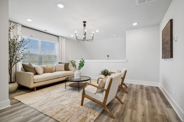 672 Tulip Springs Ct, Hermitage, TN 37076