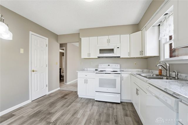 704 Terrace Court, Trenton, OH 45067