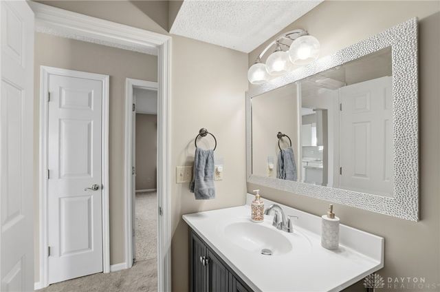 704 Terrace Court, Trenton, OH 45067
