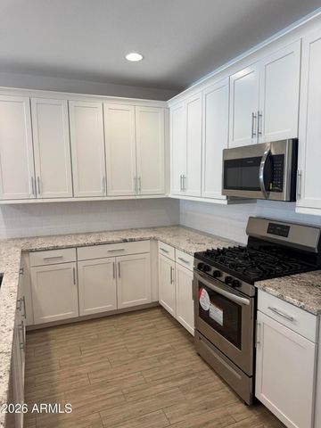 1533 W CARMEN Street, Phoenix, AZ 85041