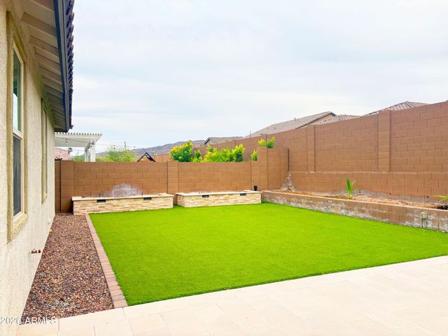 1533 W CARMEN Street, Phoenix, AZ 85041