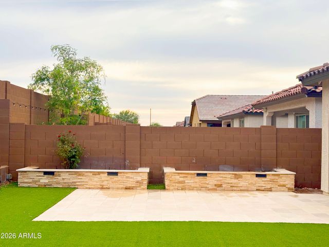 1533 W CARMEN Street, Phoenix, AZ 85041