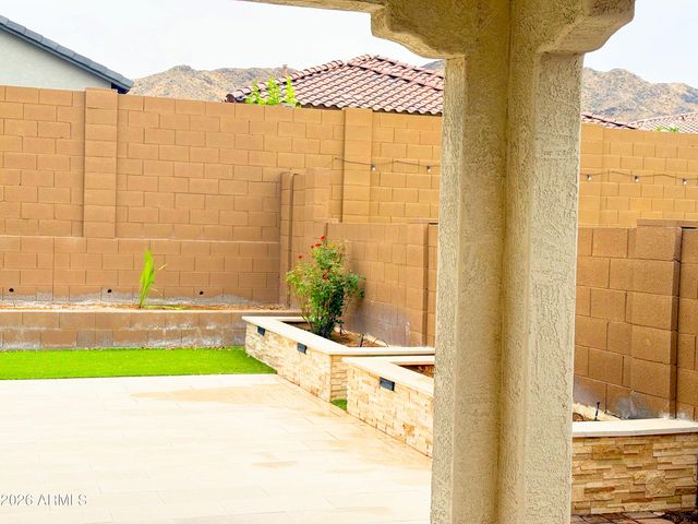 1533 W CARMEN Street, Phoenix, AZ 85041