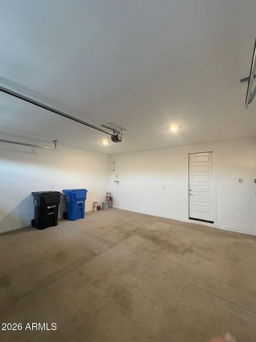 1533 W CARMEN Street, Phoenix, AZ 85041