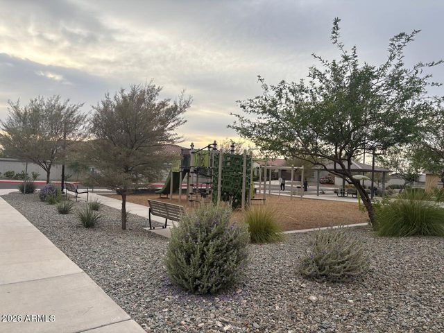 1533 W CARMEN Street, Phoenix, AZ 85041
