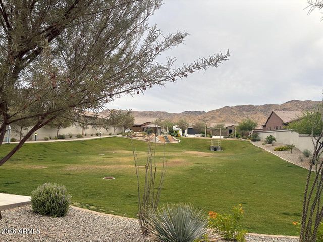 1533 W CARMEN Street, Phoenix, AZ 85041