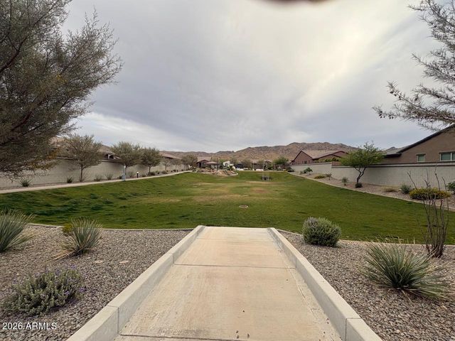 1533 W CARMEN Street, Phoenix, AZ 85041