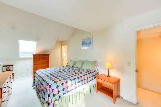 65 Brookdale Cir 65, Shrewsbury, MA 01545