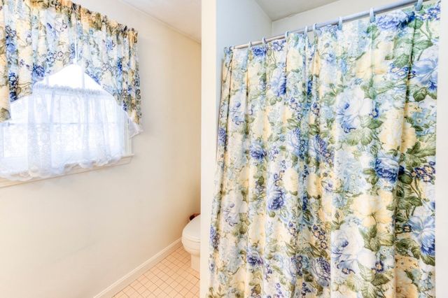 65 Brookdale Cir 65, Shrewsbury, MA 01545