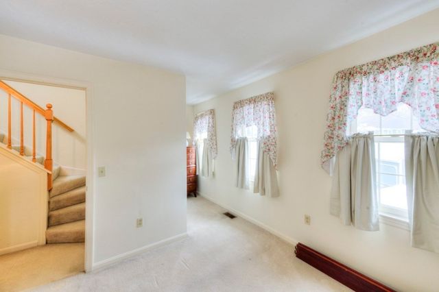 65 Brookdale Cir 65, Shrewsbury, MA 01545