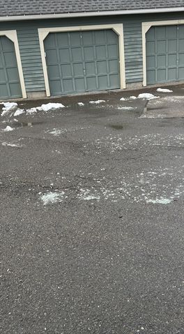 65 Brookdale Cir 65, Shrewsbury, MA 01545