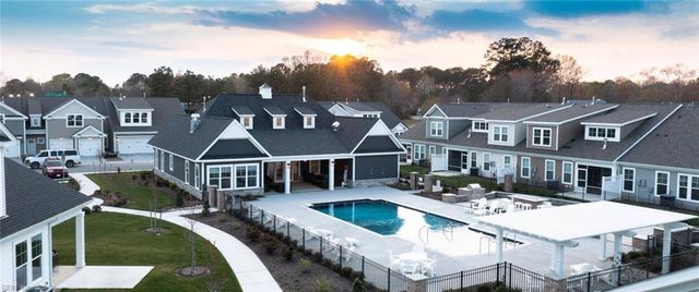 4728 Mahogany RN, Chesapeake, VA 23321