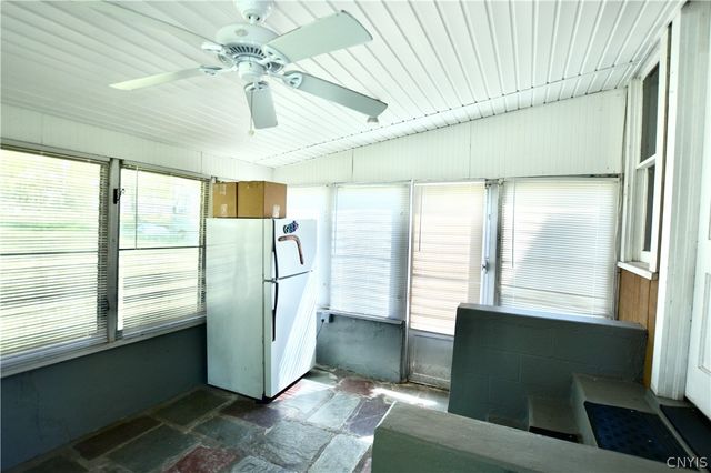 30 West Oneida Street, Lysander, NY 13027