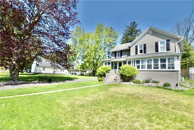 30 West Oneida Street, Lysander, NY 13027