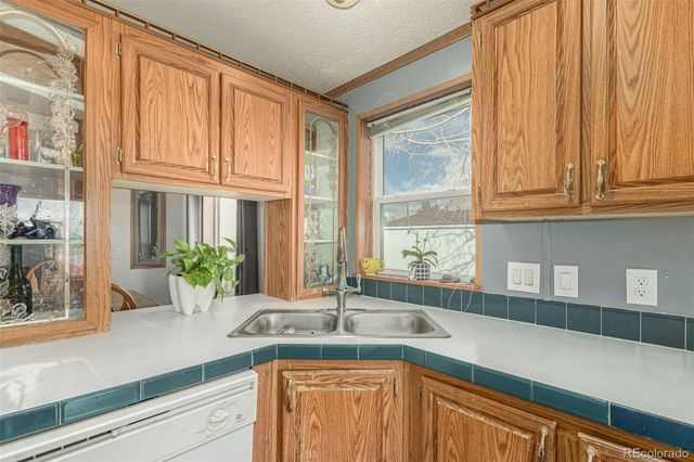 4 Zodiac Street, Golden, CO 80401
