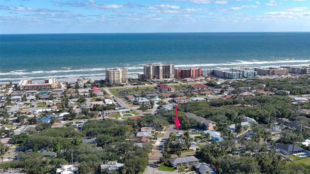 Image 54 of property listing at 801 SANDPIPER AVENUE, New Smyrna Beach, FL 32169