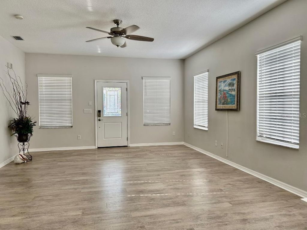 Image 7 of property listing at 801 SANDPIPER AVENUE, New Smyrna Beach, FL 32169