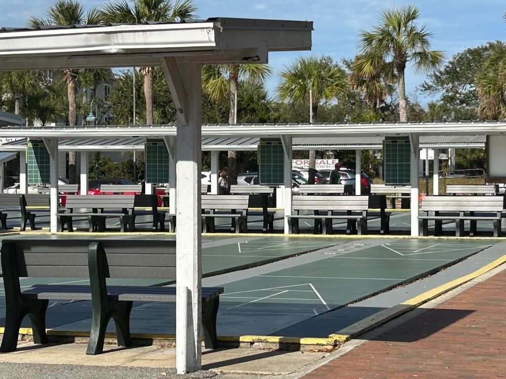 Image 63 of property listing at 801 SANDPIPER AVENUE, New Smyrna Beach, FL 32169